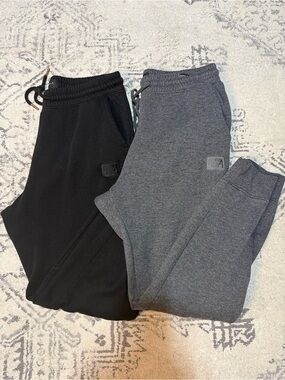 AEROPOSTALE 2 Pairs Stretch Fleece Joggers - Black and Heather Gray